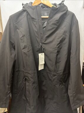 New women’s Royal Matrix hooded, soft shell jacket